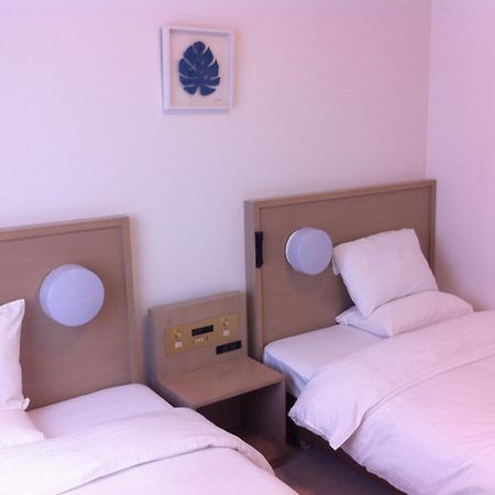Smile Hotel Okinawa Naha Esterno foto